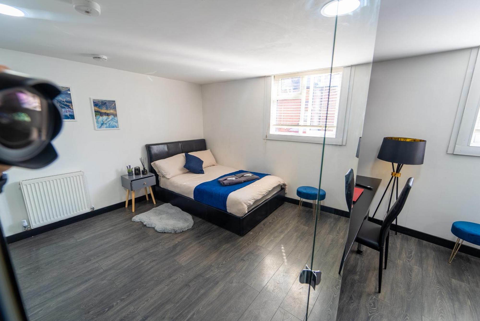 Staysa Equipped Studios Near Qe And Uob In Guesthouse Close To The City! Birmingham Quarto foto