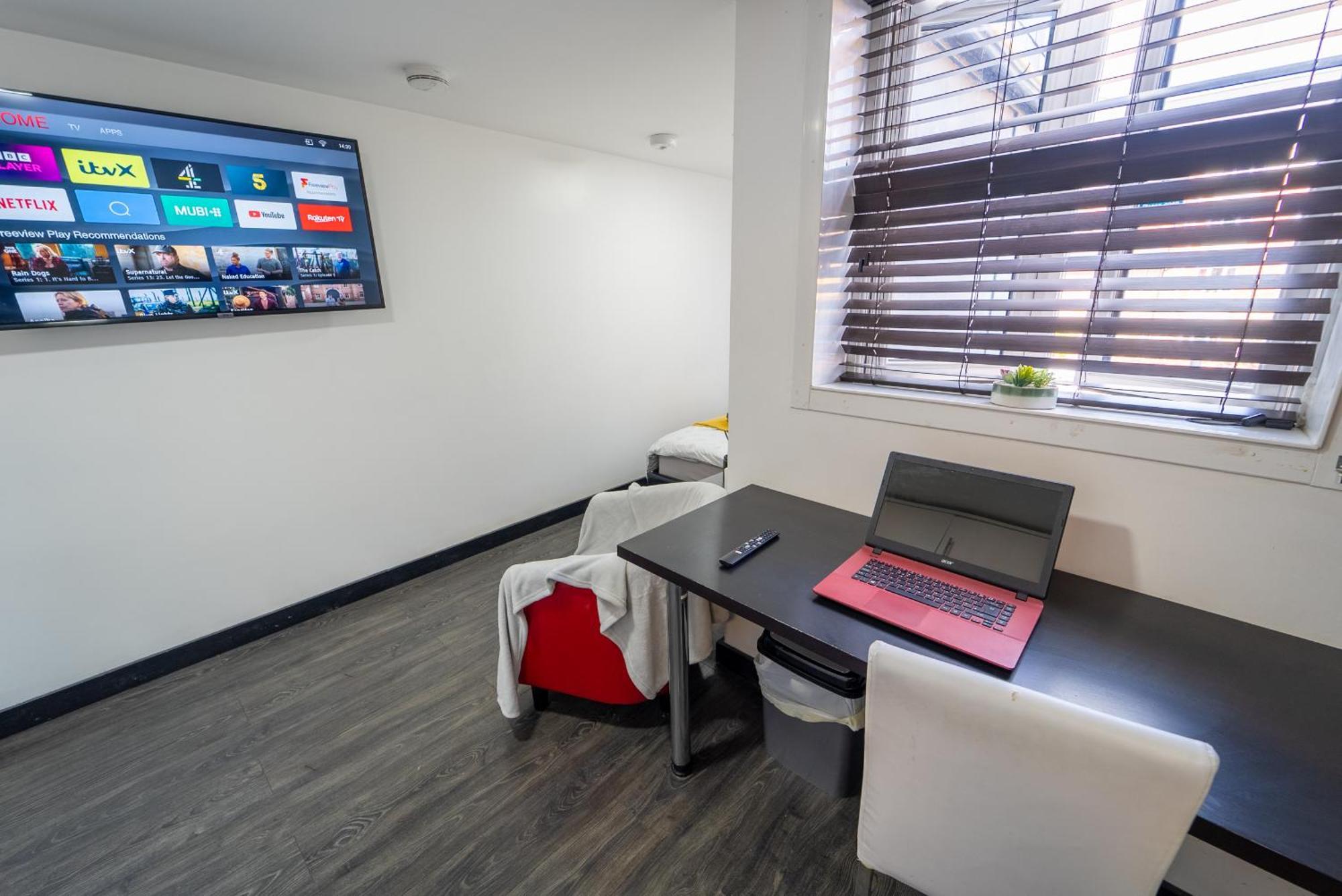 Staysa Equipped Studios Near Qe And Uob In Guesthouse Close To The City! Birmingham Quarto foto