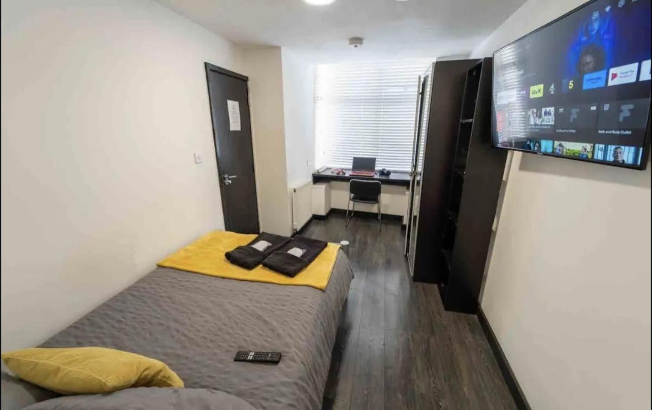 Staysa Equipped Studios Near Qe And Uob In Guesthouse Close To The City! Birmingham Exterior foto